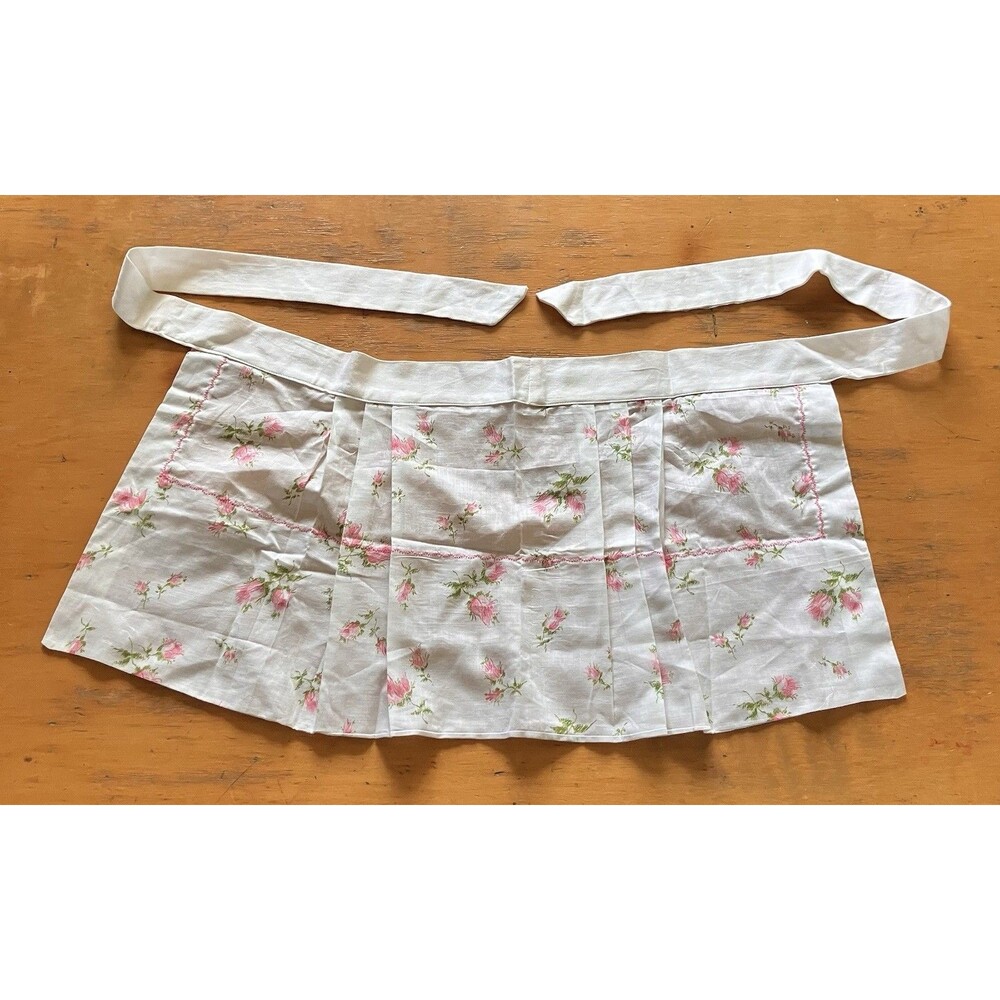 Vintage Apron Floral Handmade MCM Cottage Core Farmhouse Grandma Kitchen